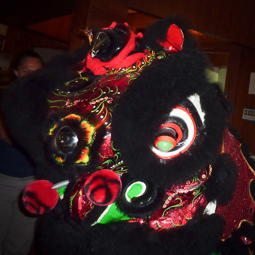 Chinese New Year's - The Lion visits Tante's.