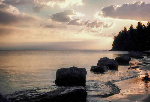 Picture Rocks National Lakeshore - ca 1997