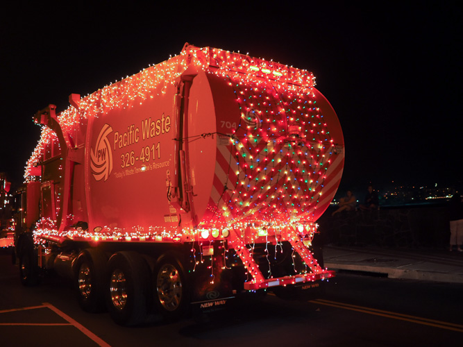 More of the trash truck!