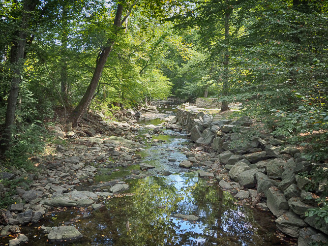 Long Branch Nature Center